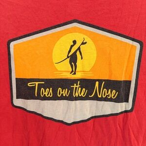 Toes‎ on the nose t-shirt